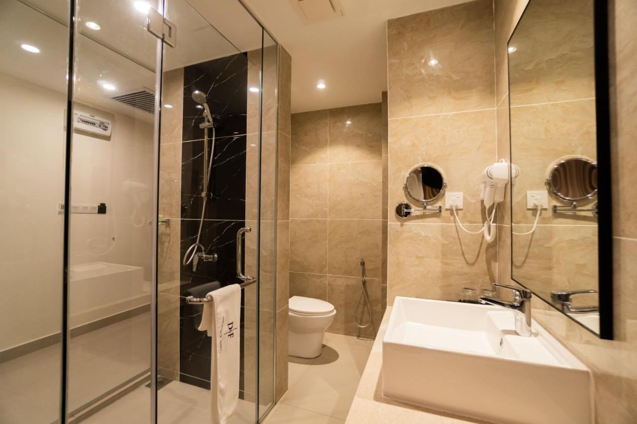 D&F Boutique Hotel Seremban 2 Екстериор снимка